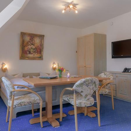 סיאון-זיברוק Hotel "Malerwinkel" Gmbh מראה חיצוני תמונה